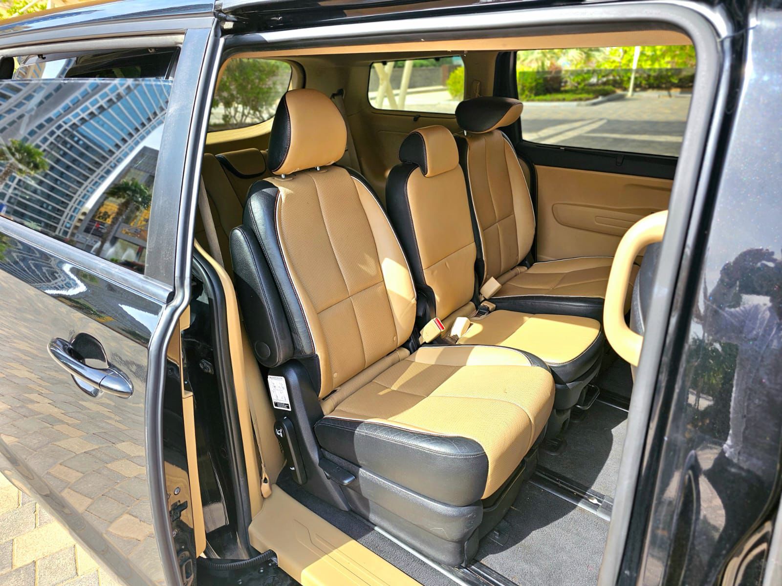 rent a 7 seater
