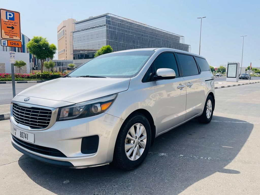 7 seater cars in uae