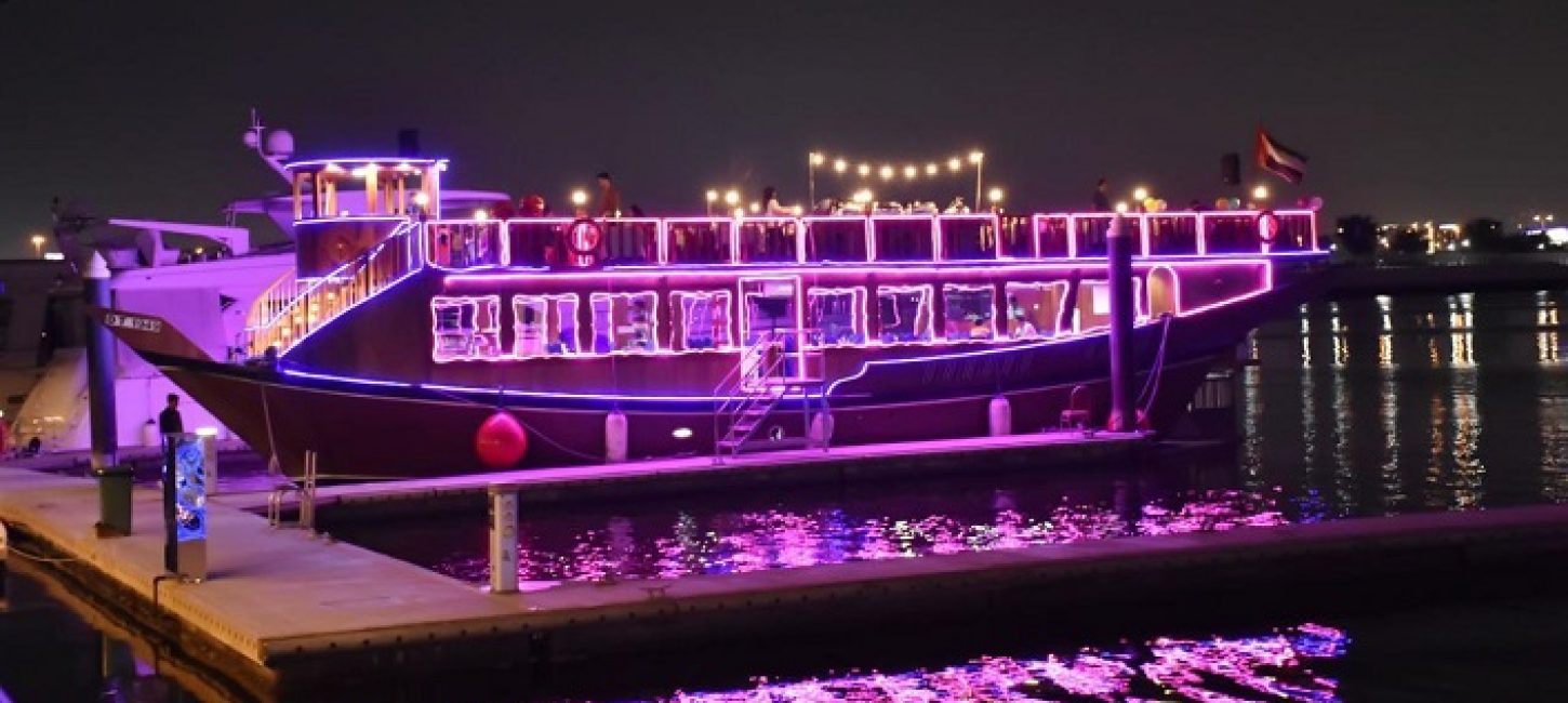 Enjoy Dubai Water Canal Tour With Our 30 & 35-Seater Fleet