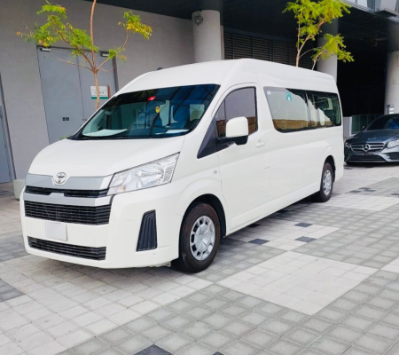 13 Seater HiAce Van For Rent