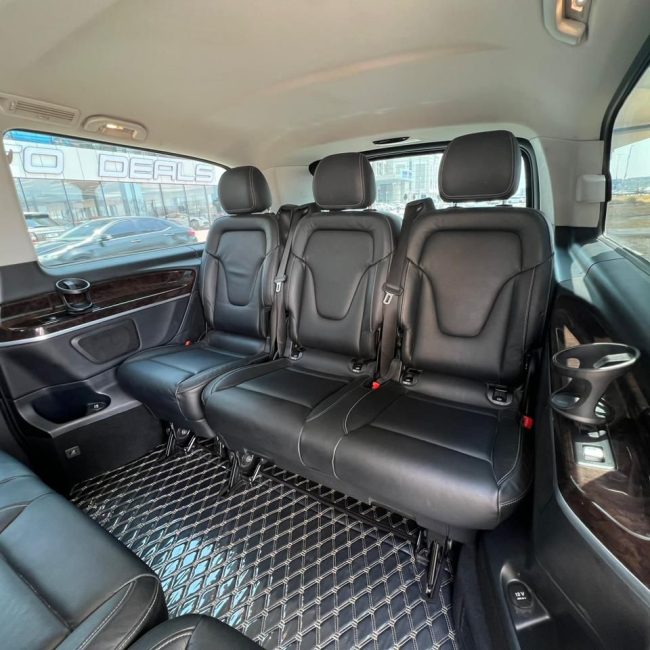 Mercedes 7-seater Van Rent in Dubai