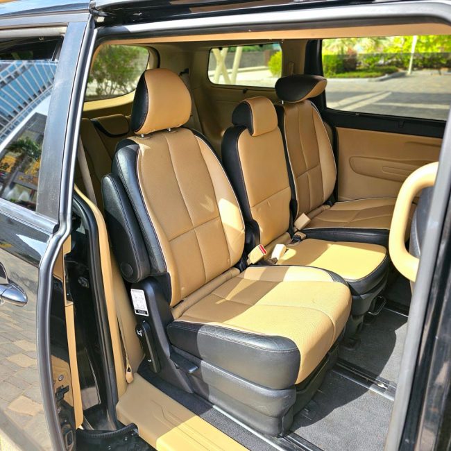 7 Seater car
