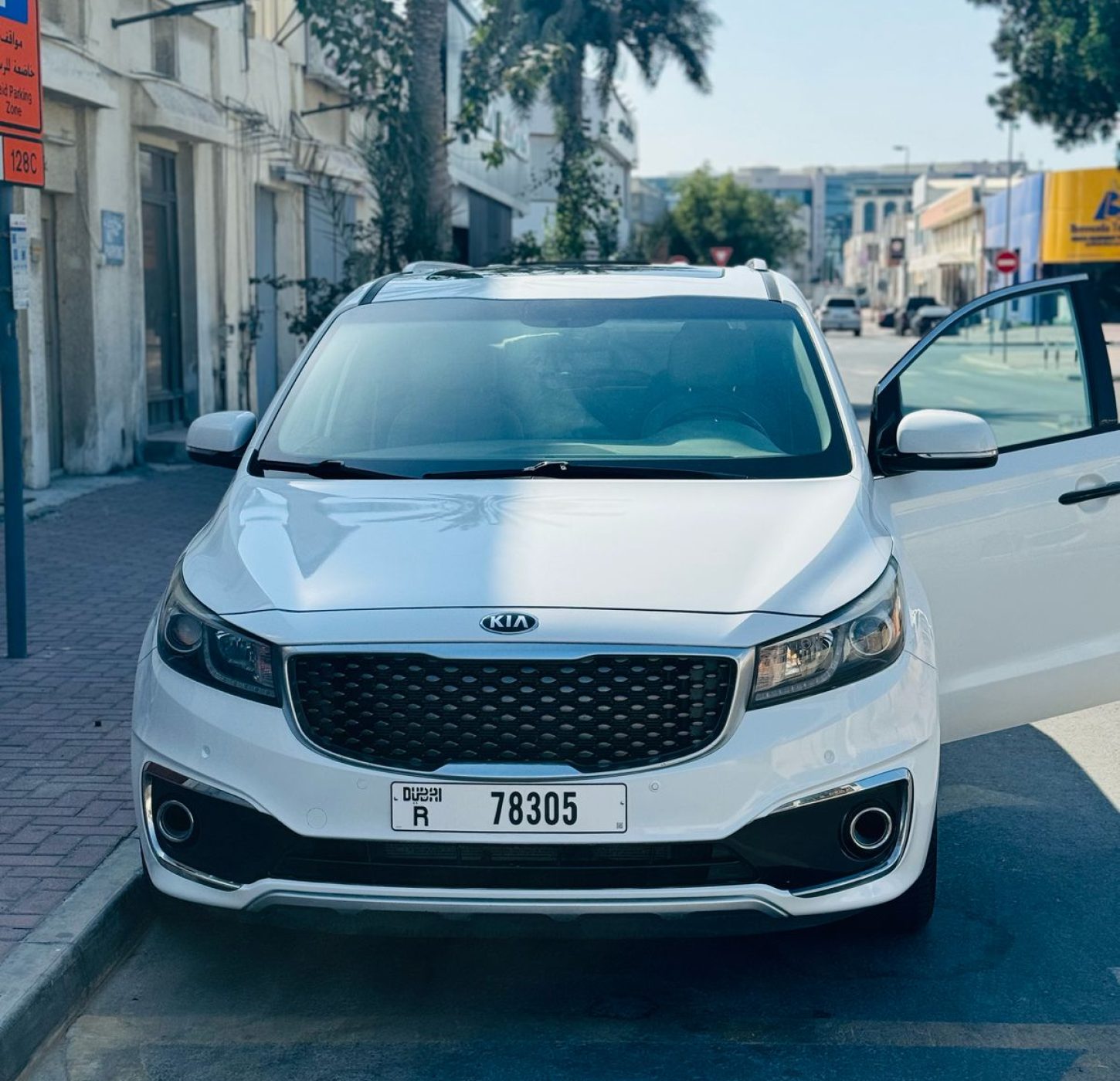 7 seater cars in uae