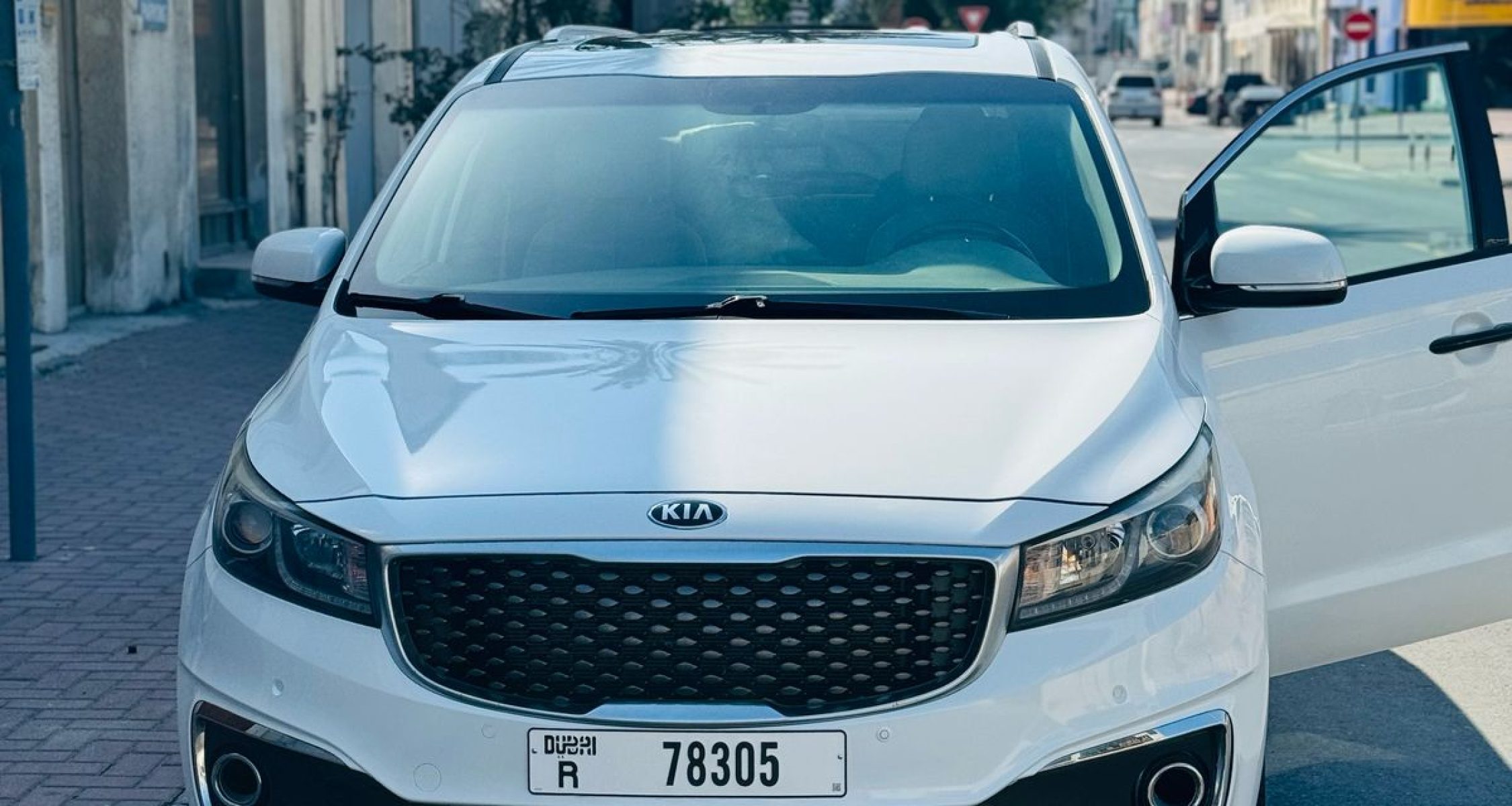 7 seater cars in uae
