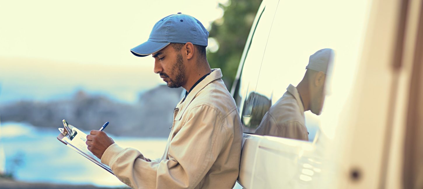 Explore Our Van Dubai Services: Book Affordable Rides with Us